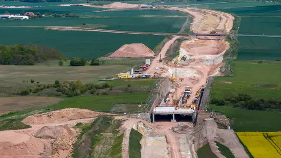 Baustelle der A143 bei Halle