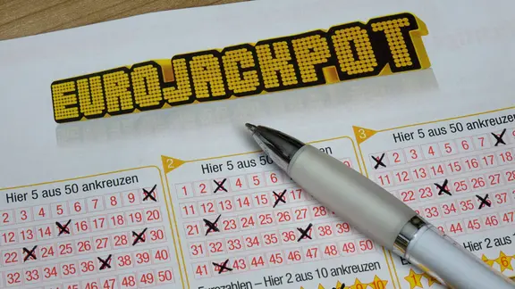 Eurojackpot und Kugelschreiber