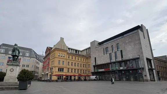 Neue Geschäfte im alten Kaufhof-Gebäude Halle