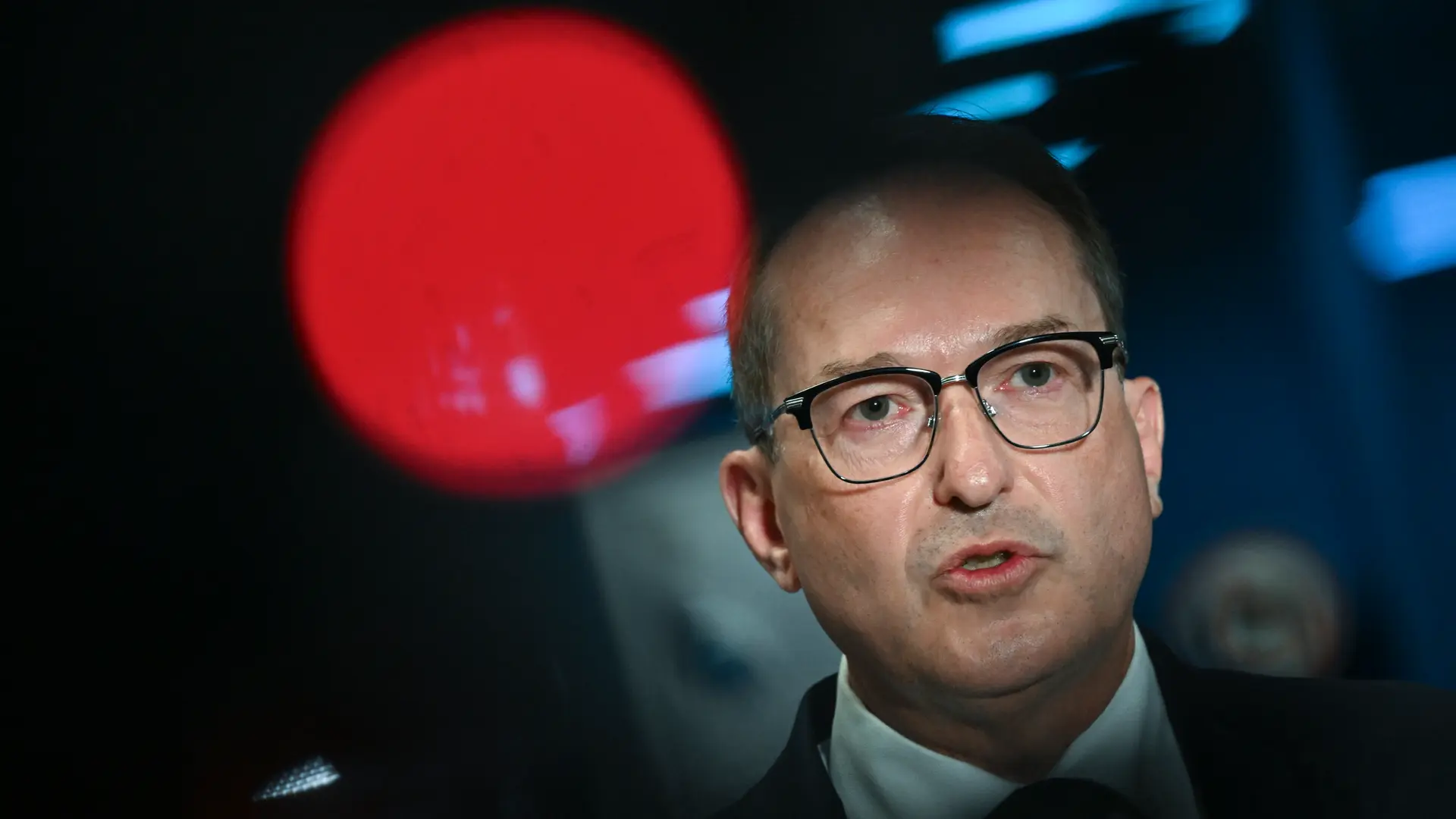 Dobrindt zu Drohnen-Vorfall: "Haben es mit einer hohen Bedrohungslage zu tun"