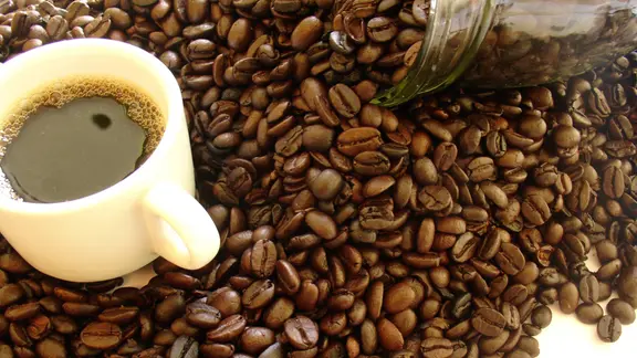 Kaffee und Kaffeetasse.