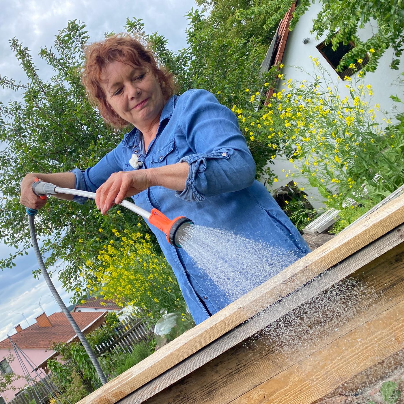Richtig gieen im Garten: Wann, wie oft, wie viel? | mdr.de