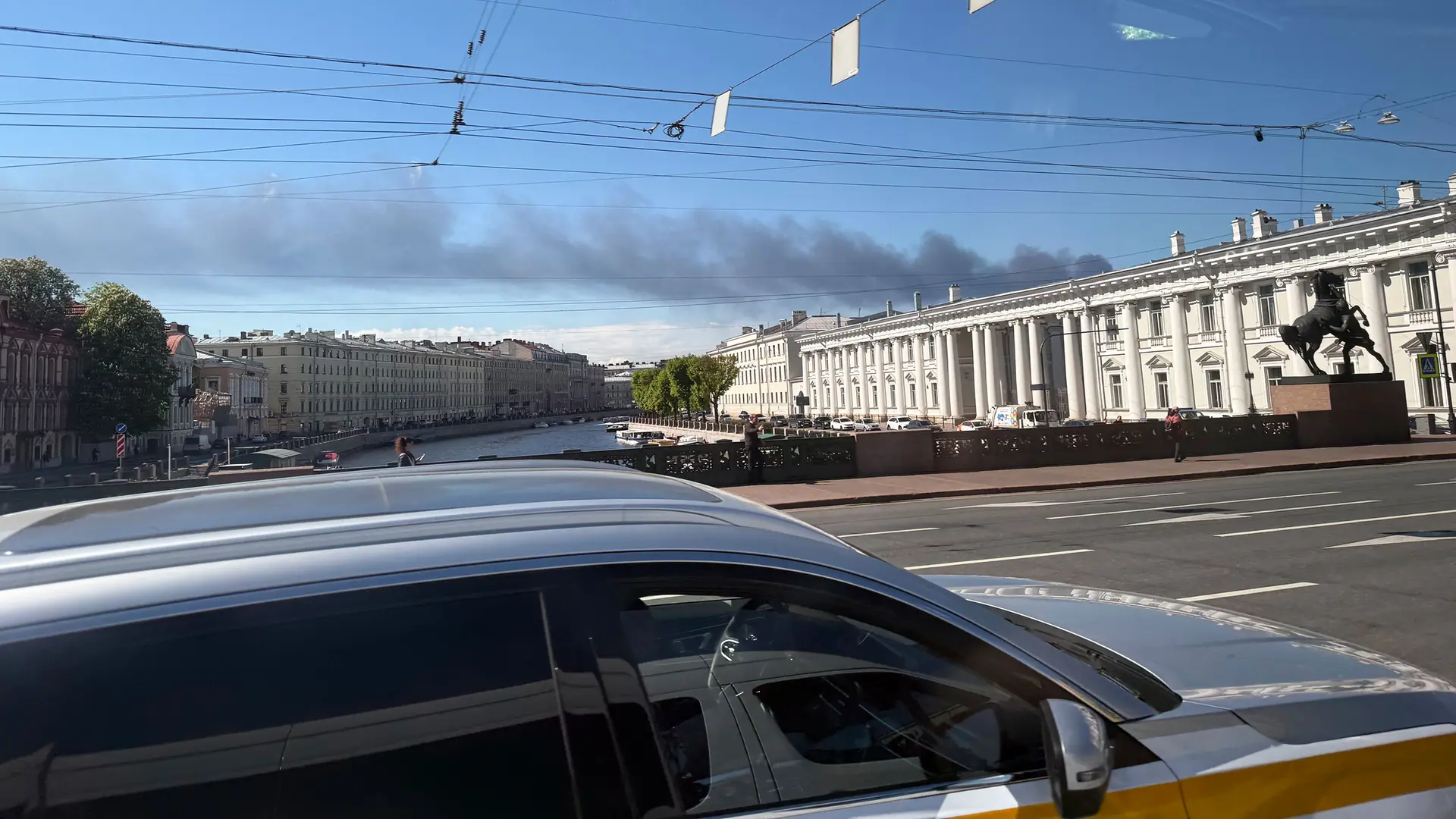 Drohnenangriff in St. Petersburg fordert Verletzte und Schäden