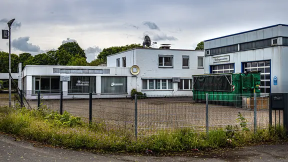 Ein leerstehendes Autohaus in NRW