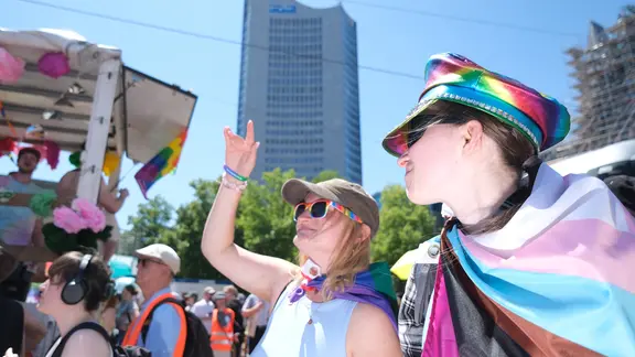 Teilnehmerinnen des Umzuges zum Christopher Street Day