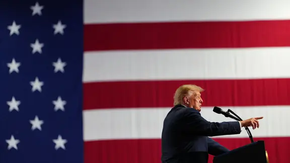 US-Präsident Donald Trump spricht während einer Wahlkampfveranstaltung im Oncenter.