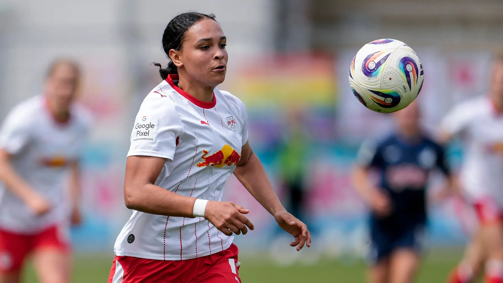 fu-ball-lisa-baum-wechselt-nach-rekordabl-se-von-rb-leipzig-zum-fc